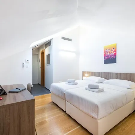 Πανσιόν Dubrovnik Central Accommodation 3*